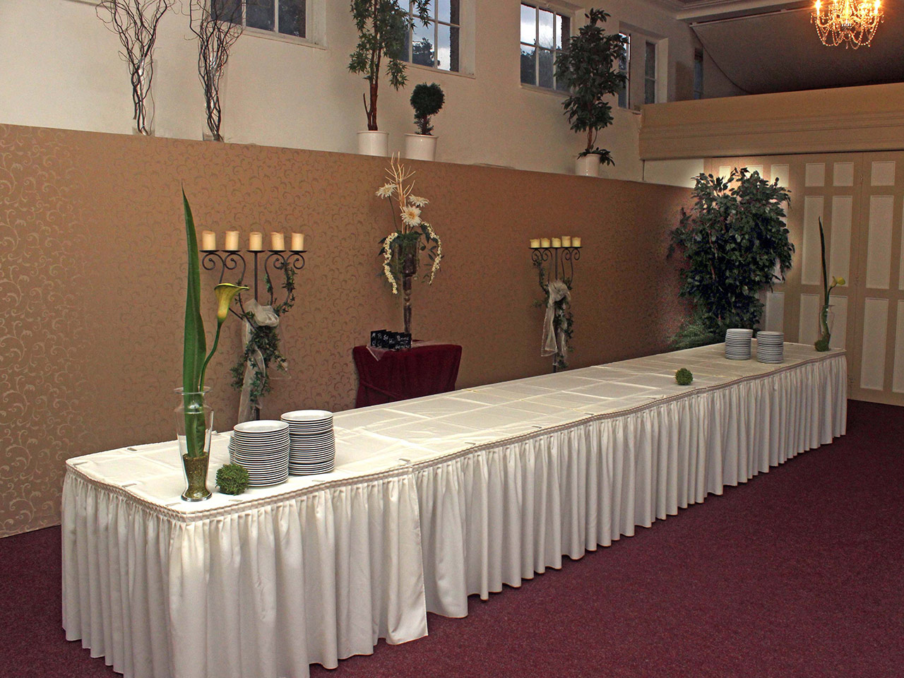 Saal mit Buffetraum und Waldrestaurant Schiesshaus